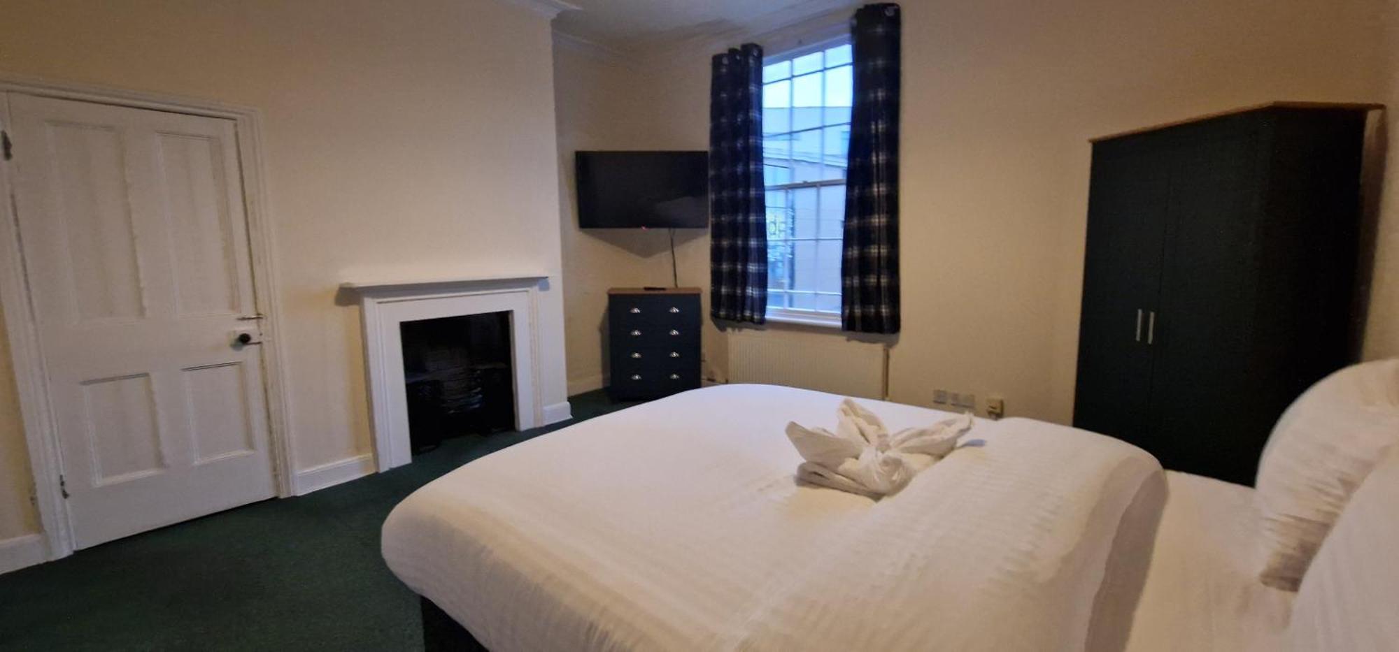 Self Check In Rooms Central Wakefield Luaran gambar