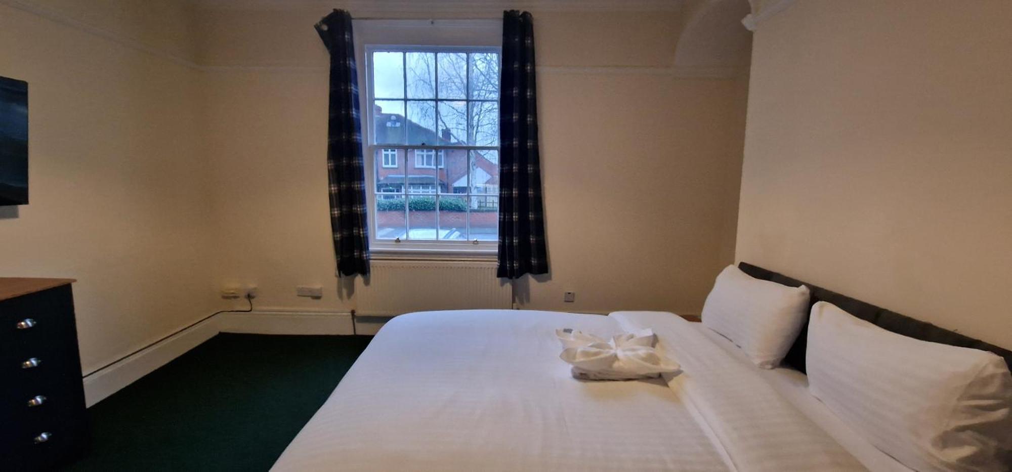 Self Check In Rooms Central Wakefield Luaran gambar